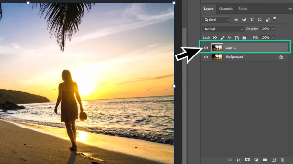 duplicated layer highlighted in the layer panel in photoshop